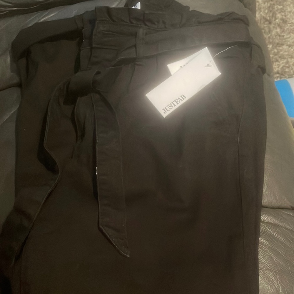 Cute nwt just fab jeans tie at waist